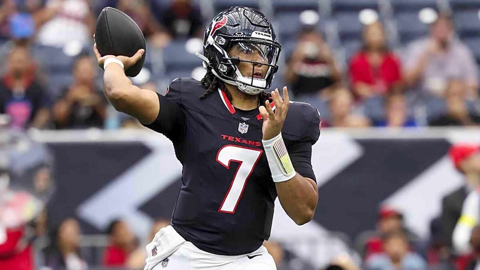 Watch CJ Stroud’s unusual pregame routine before MNF