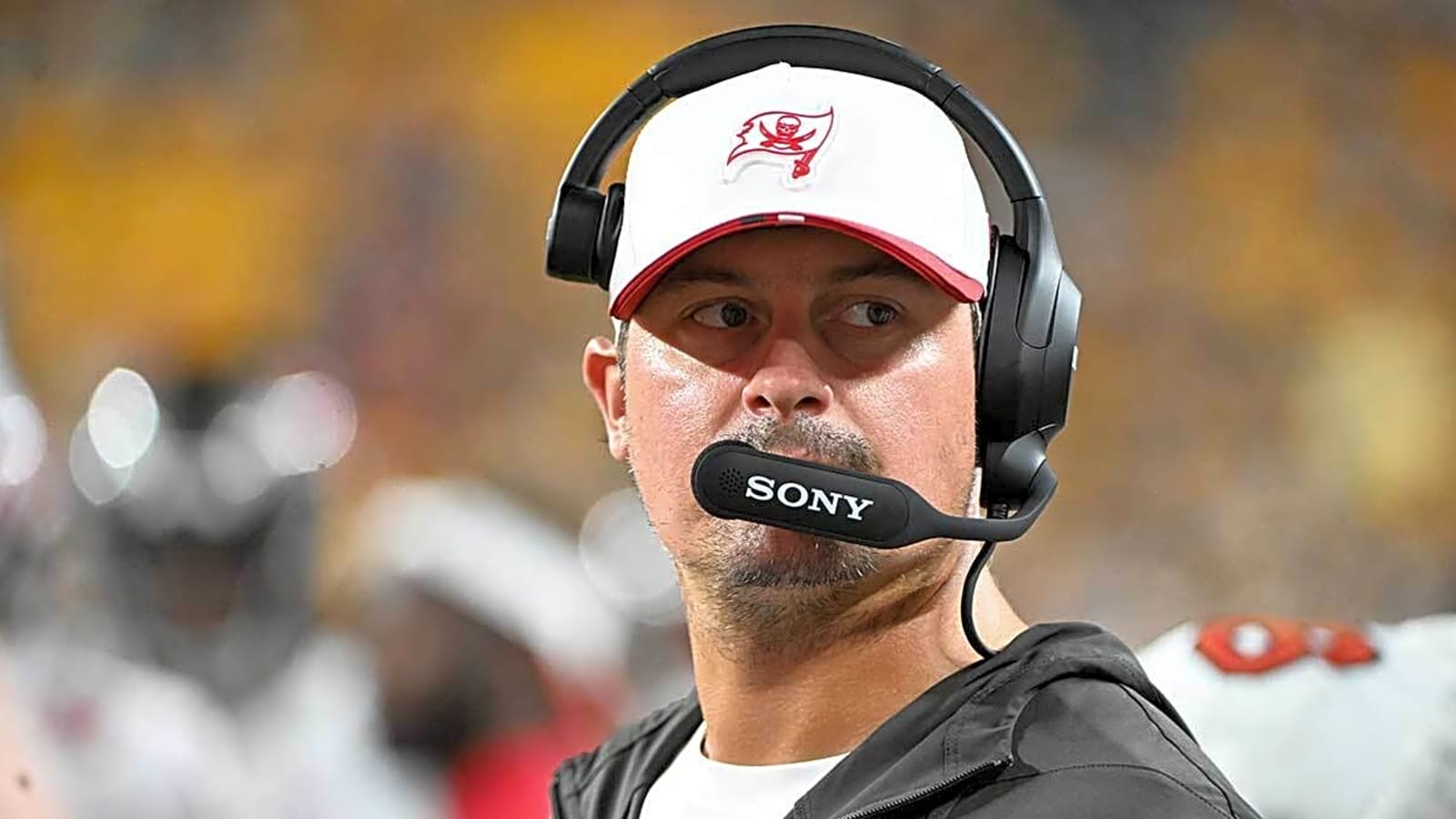 Eagles add ex-Buccaneers OC to offensive staff