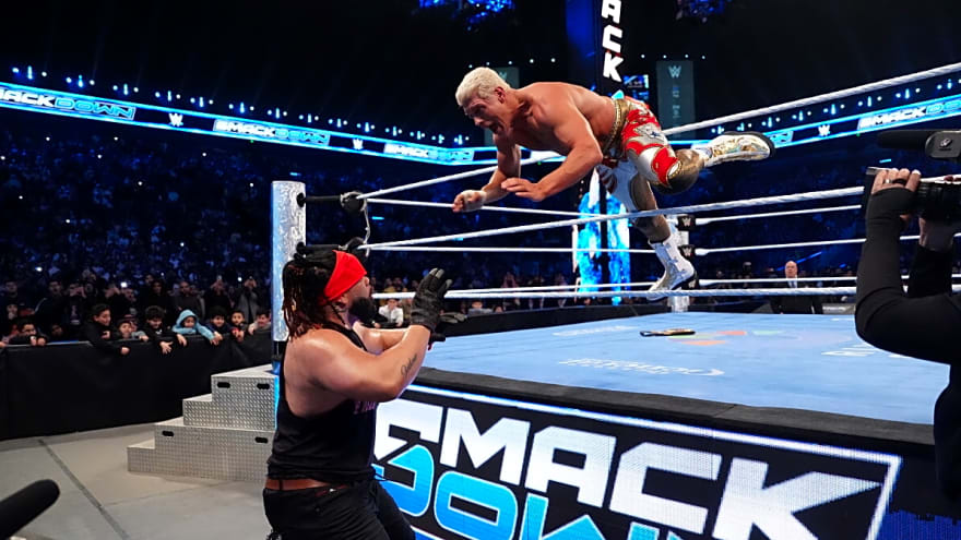 Cody Rhodes Battles Jacob Fatu on Syfy’s Loaded WWE SmackDown Tonight