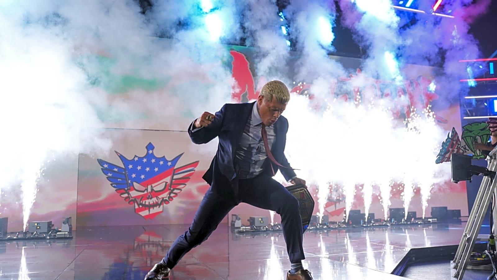 WWE SmackDown: Main Event Ends with Surprise Interference — Full Results
