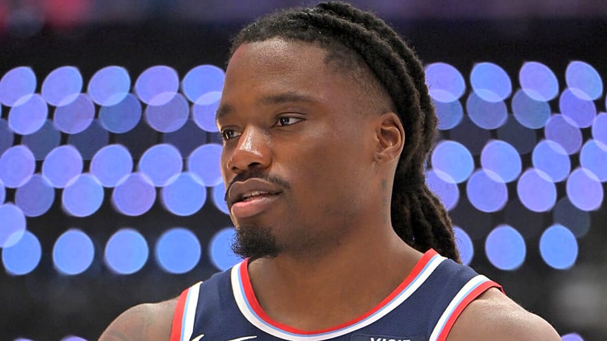 Bulls add new two-way talent after waiving fan favorite