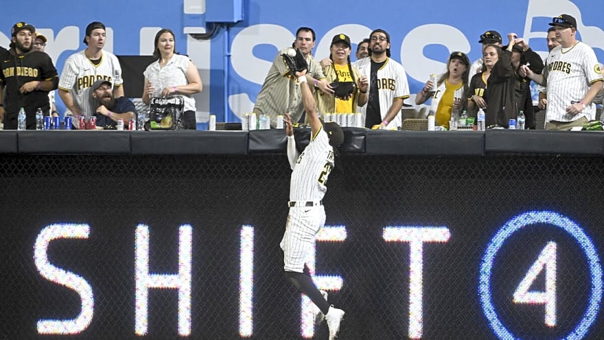 Padres’ Fernando Tatis Jr. soars to steal home run from Josh Naylor