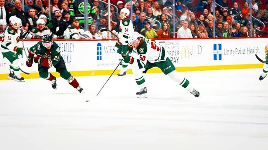 Lightning trade 4-year vet to Wild for intriguing prospect