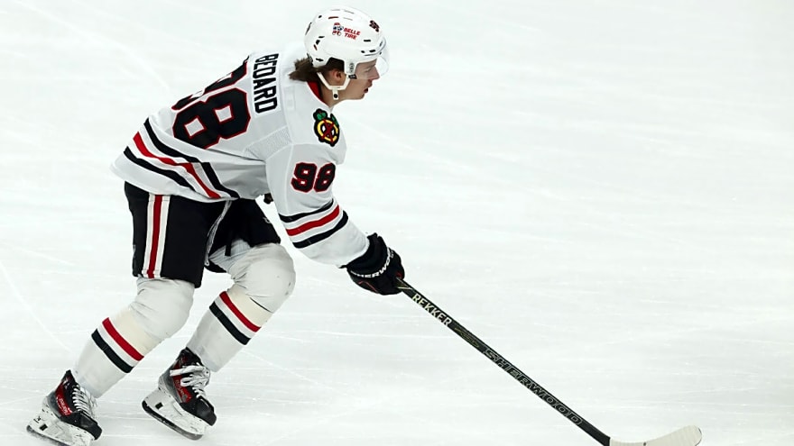 Blackhawks star Connor Bedard floats beautiful assist amid Blues blowout
