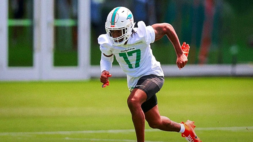 Dolphins’ Jaylen Waddle gets brutally honest on last season’s slump