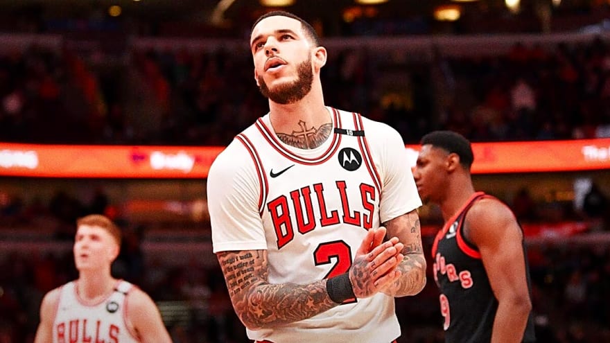 Bulls post Lonzo Ball tribute video after Cavs trade