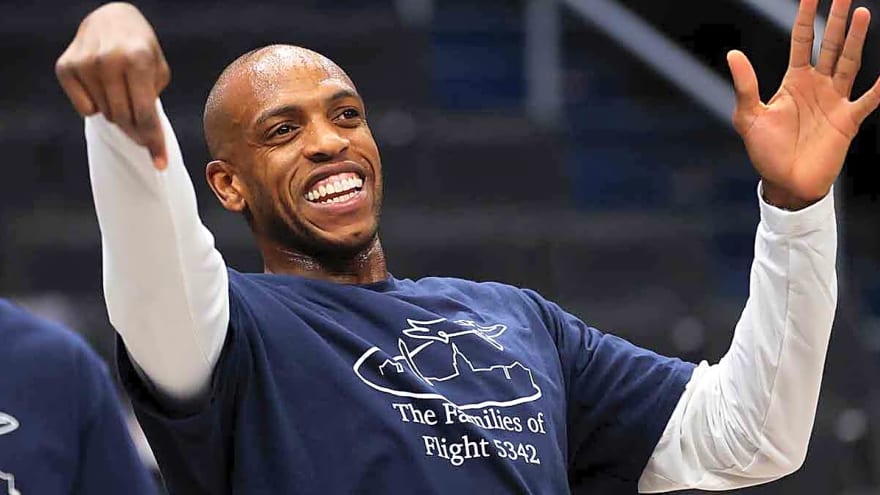 Jason Kidd shares Mavericks’ Khris Middleton plan after Anthony Davis trade