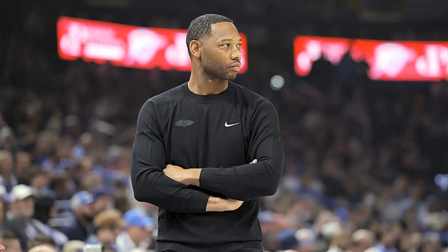 Pelicans HC Willie Green at practice as calls for firing hit all-time high