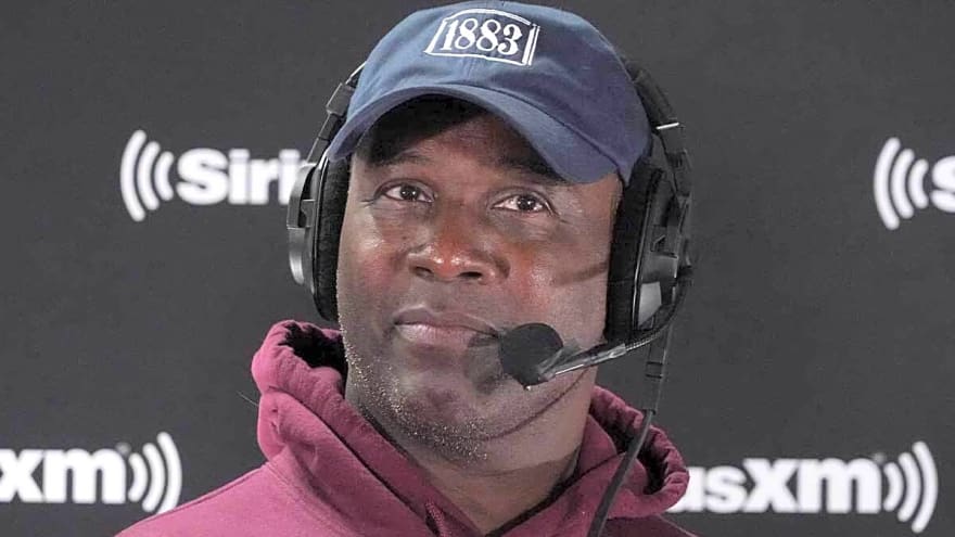 The Raiders’ 2005 draft pick named the team’s radio color analyst.
