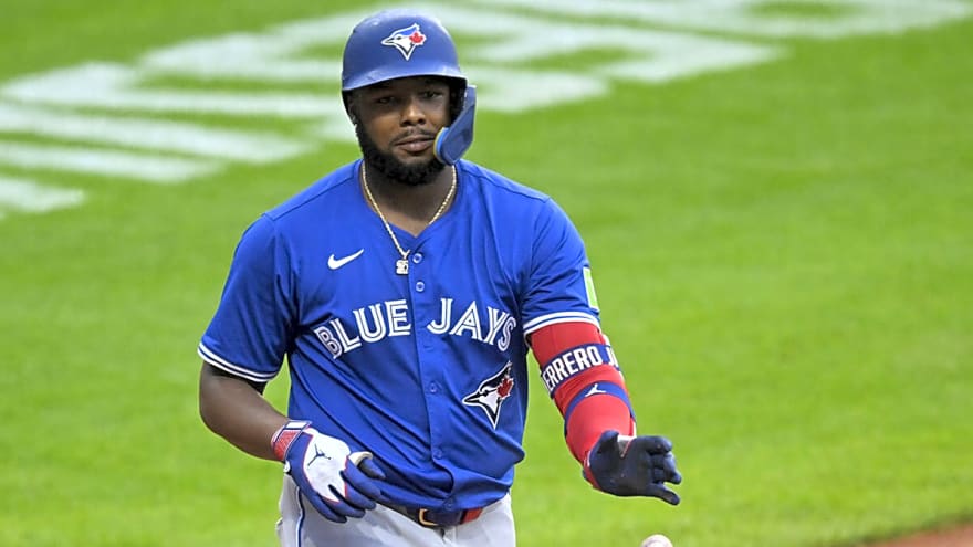 Blue Jays’ John Schneider provides Vladimir Guerrero Jr. update after injury scare