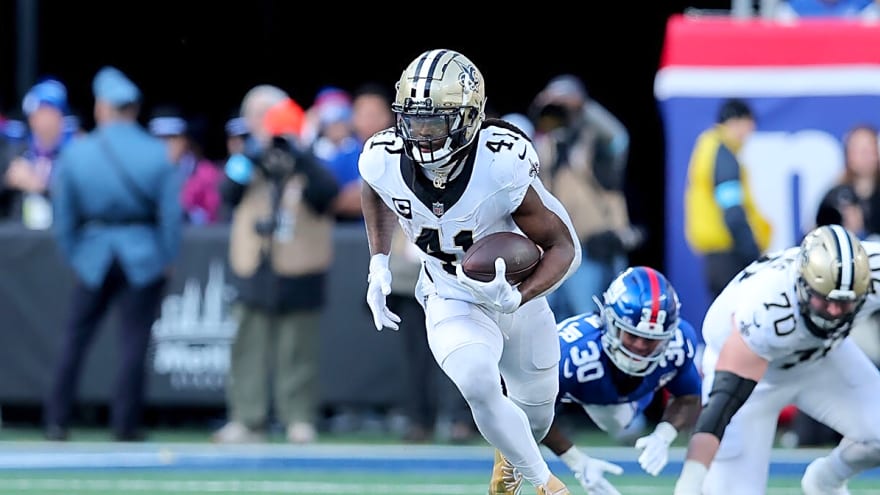 Saints’ Alvin Kamara avoids IR despite being ruled out vs. Dolphins