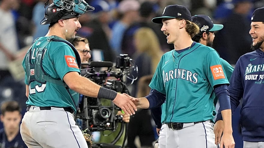 How 1 of Mariners star Cal Raleigh’s ‘weird mound visits’ helped save Bryce Miller