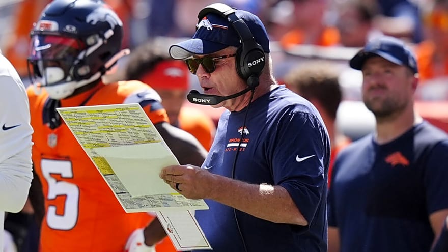 Broncos grab attention with QB move before Week 7 vs. Giants