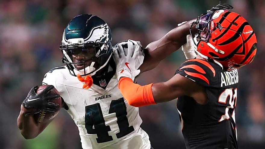 Eagles activate training camp standout from IR