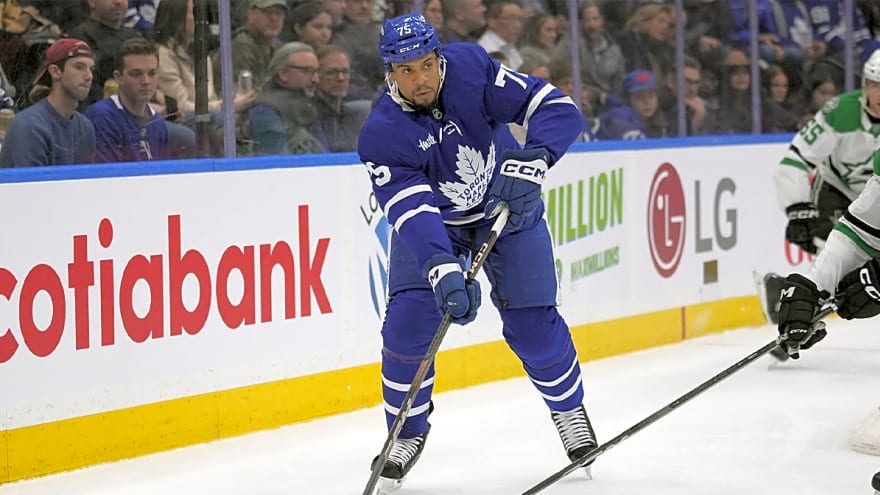 Grading Ryan Reaves trade between Maple Leafs, Sharks