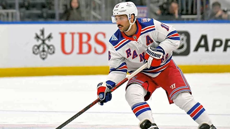 Why Bruins trading for Vincent Trocheck ahead of deadline would be a mistake