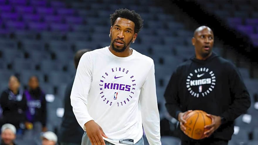 Kings’ Doug Christie drops hint on Malik Monk’s outlook after consecutive DNPs