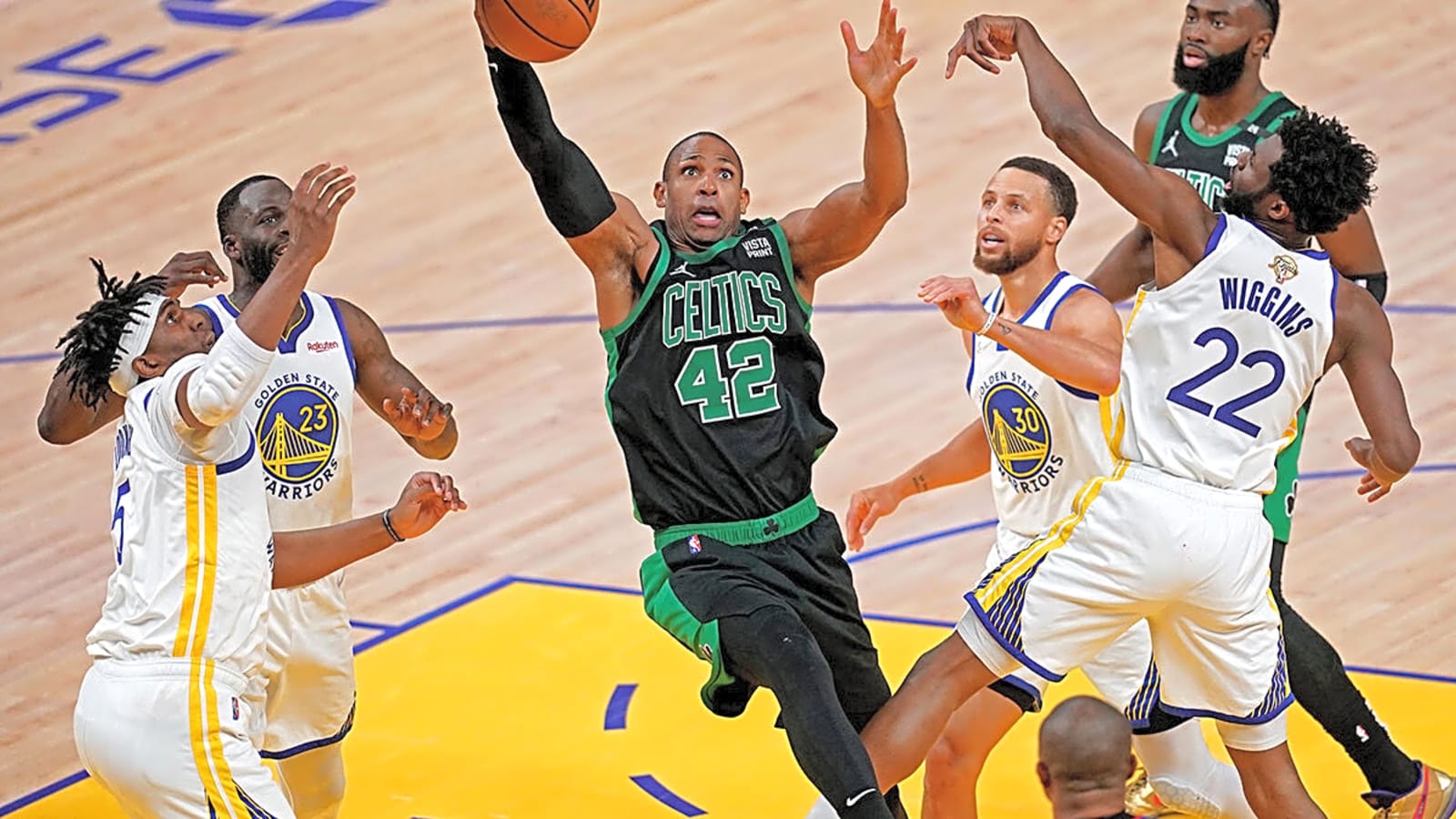Warriors rumors: What’s reason behind Al Horford signing hold-up?