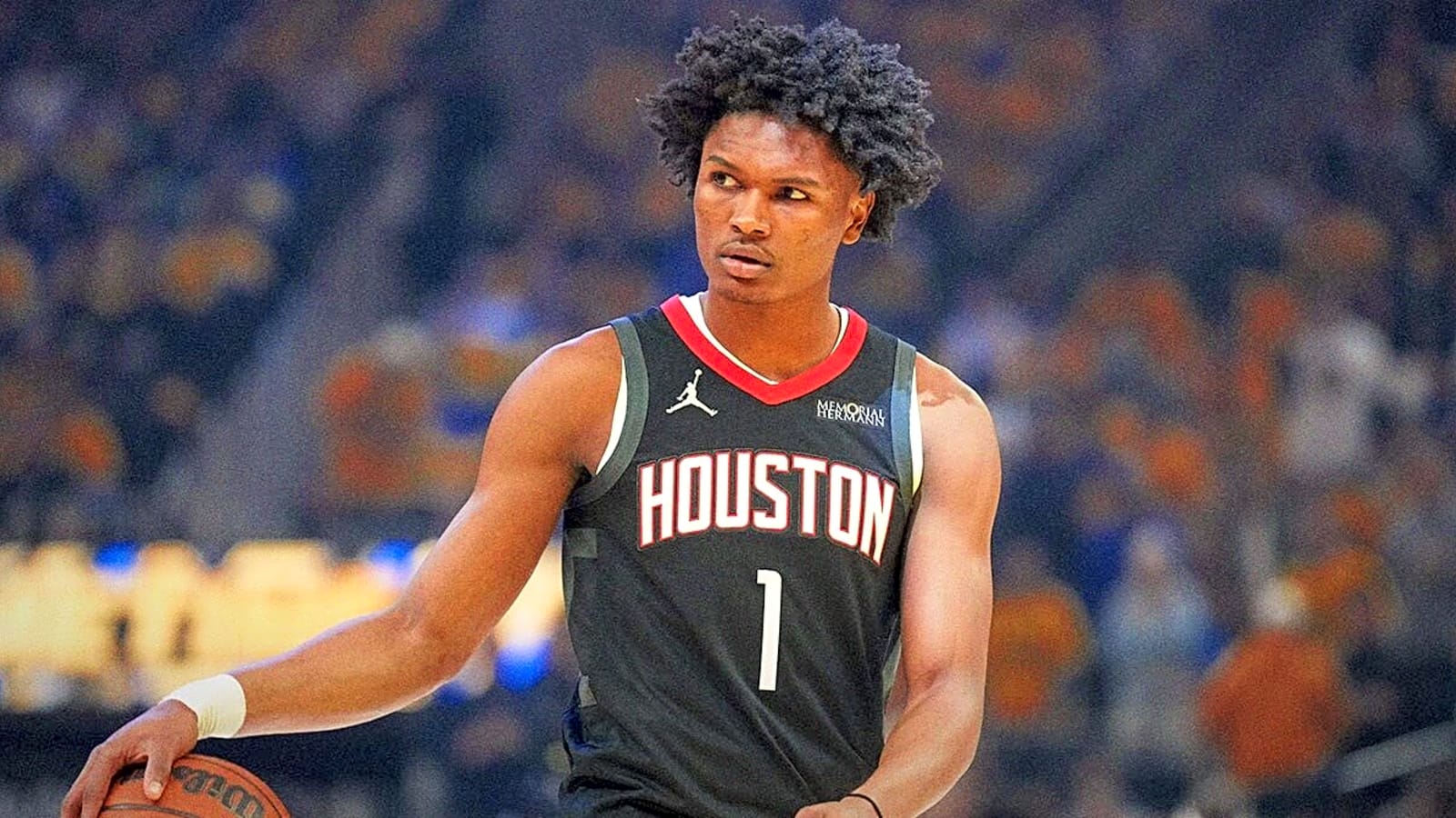 Rockets’ Amen Thompson keeps dunking on the Spurs