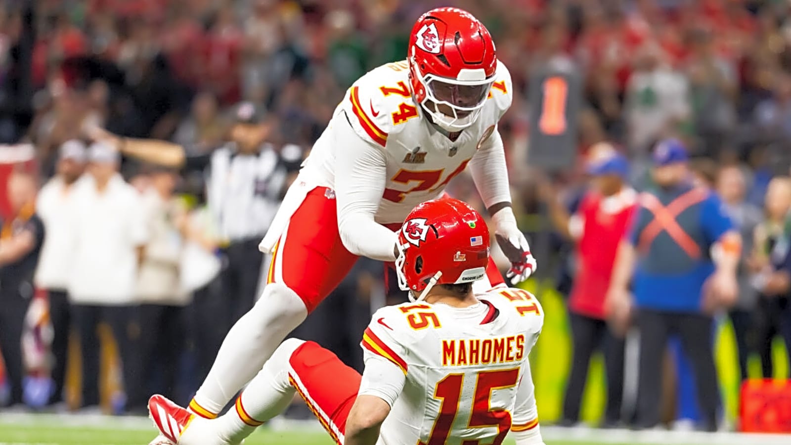 Patrick Mahomes’ Chiefs protector makes engagement announcement