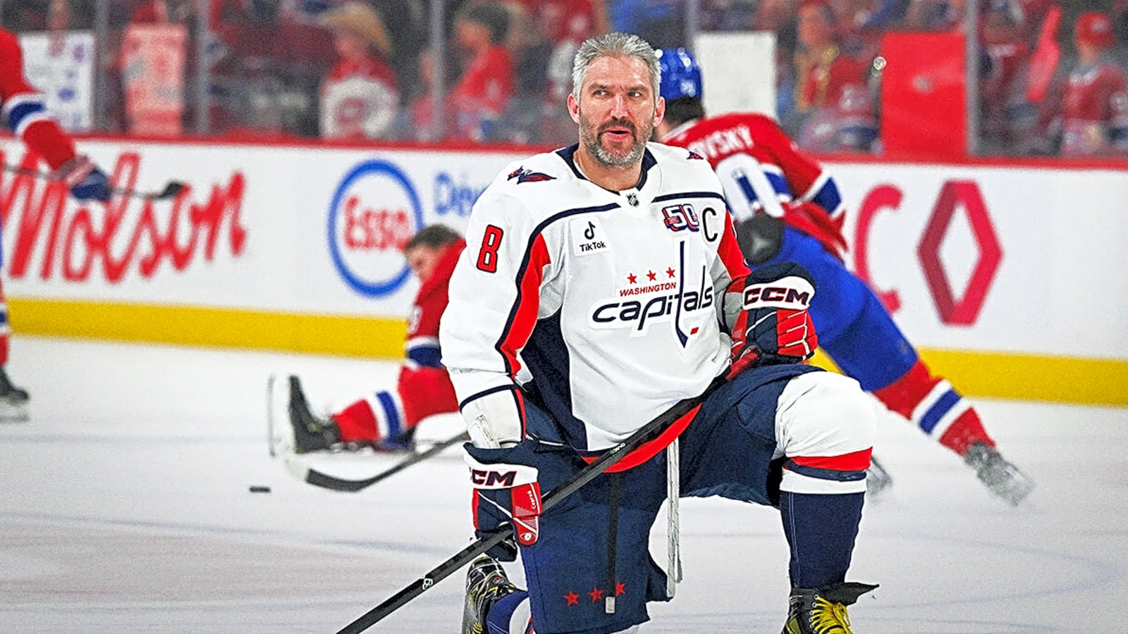 Canadiens’ rookie goalie thinks Alex Ovechkin deserves suspension for hit