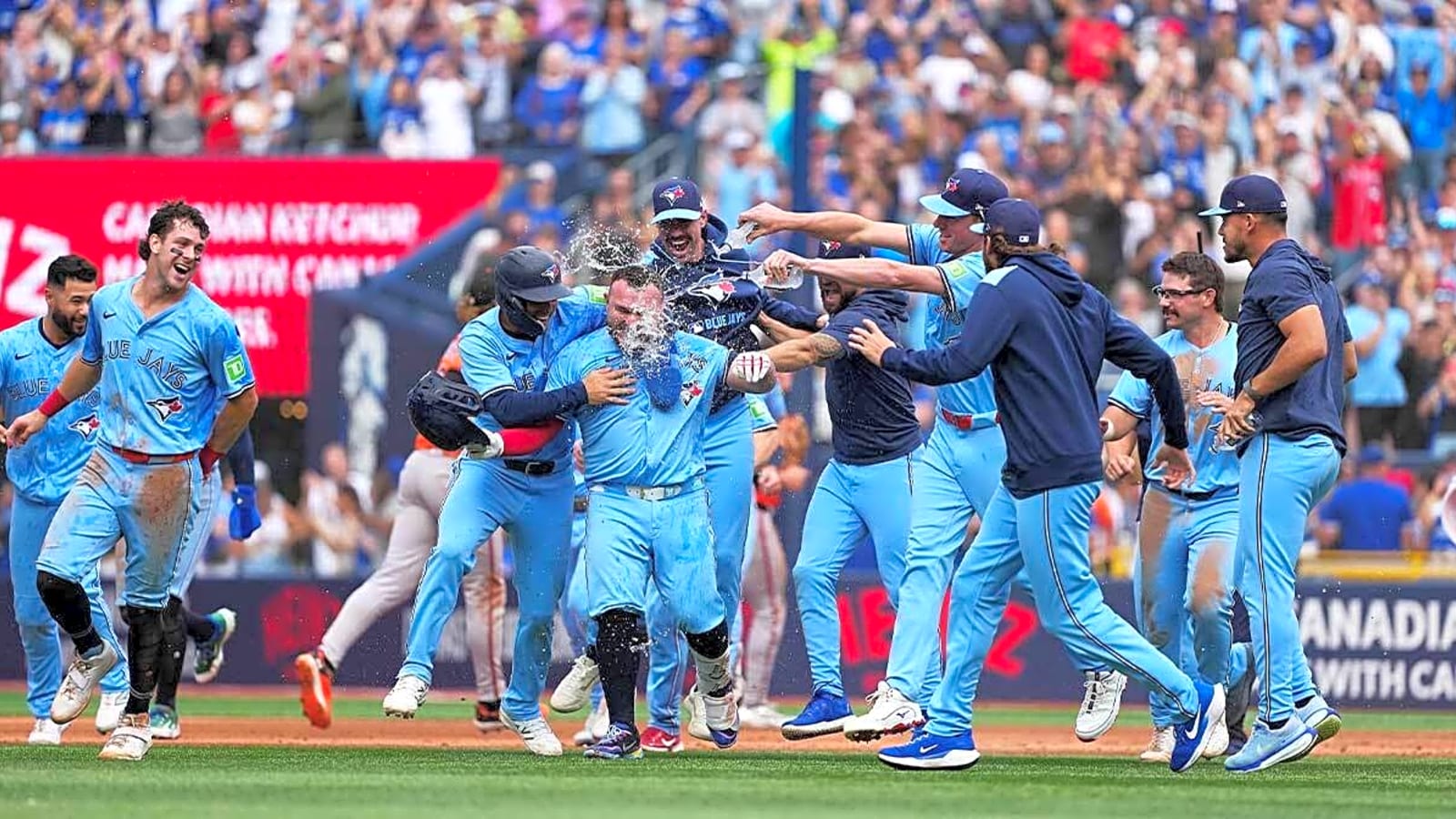 Blue Jays make franchise history with 45th comeback win of 2025