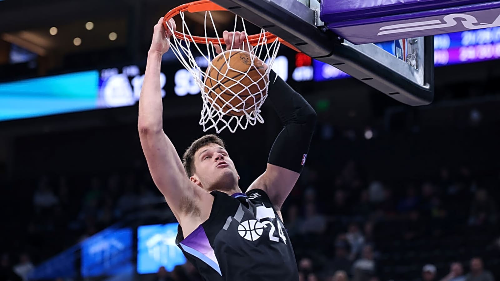  Lakers hit with harsh Jazz trade reality
