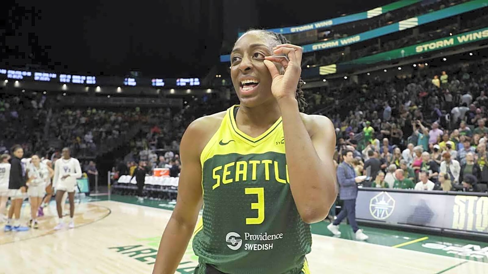 Nneka Ogwumike again calls out WNBA amid contentious CBA talks