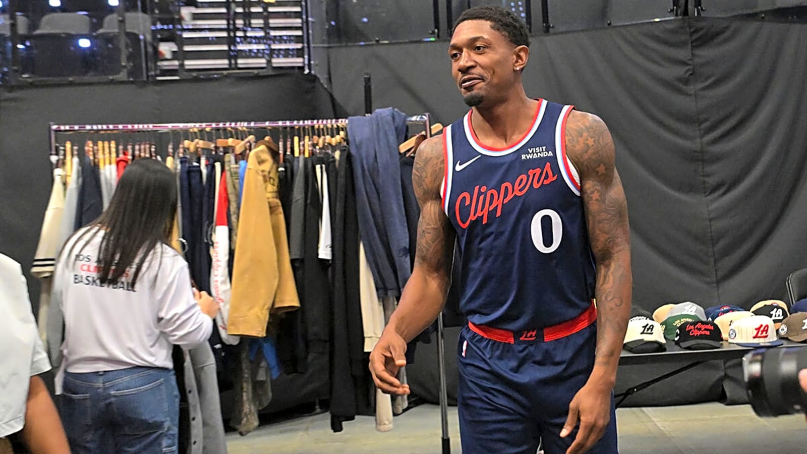 Clippers HC Tyronn Lue confirms Bradley Beal will start in funniest way possible