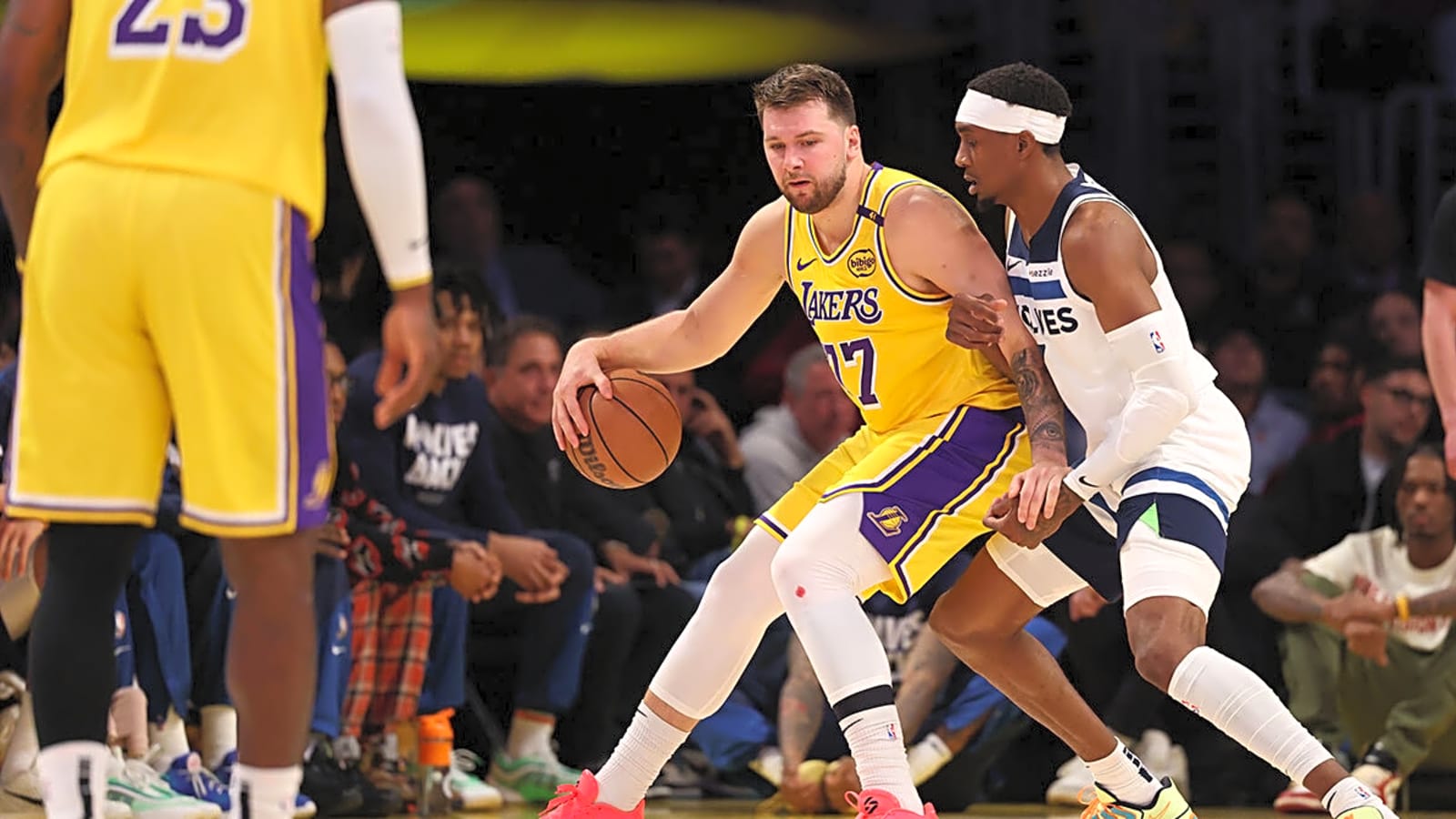 Sports doctor investigates Lakers star Luka Doncic ‘bloody knee mystery’
