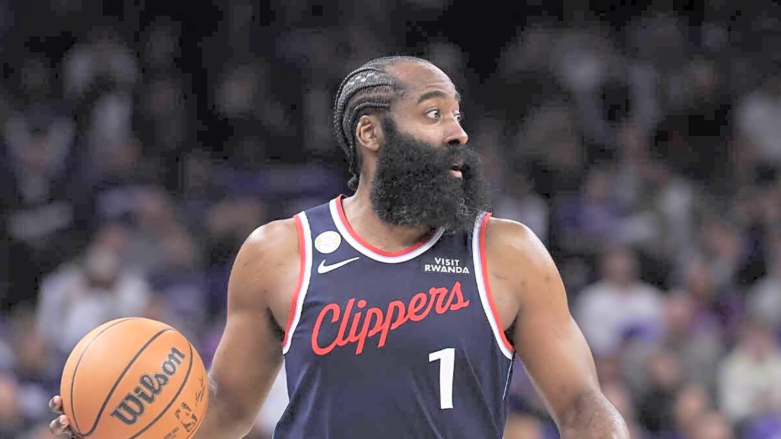 Clippers’ James Harden drops 26-point masterclass in 1st half vs. Suns