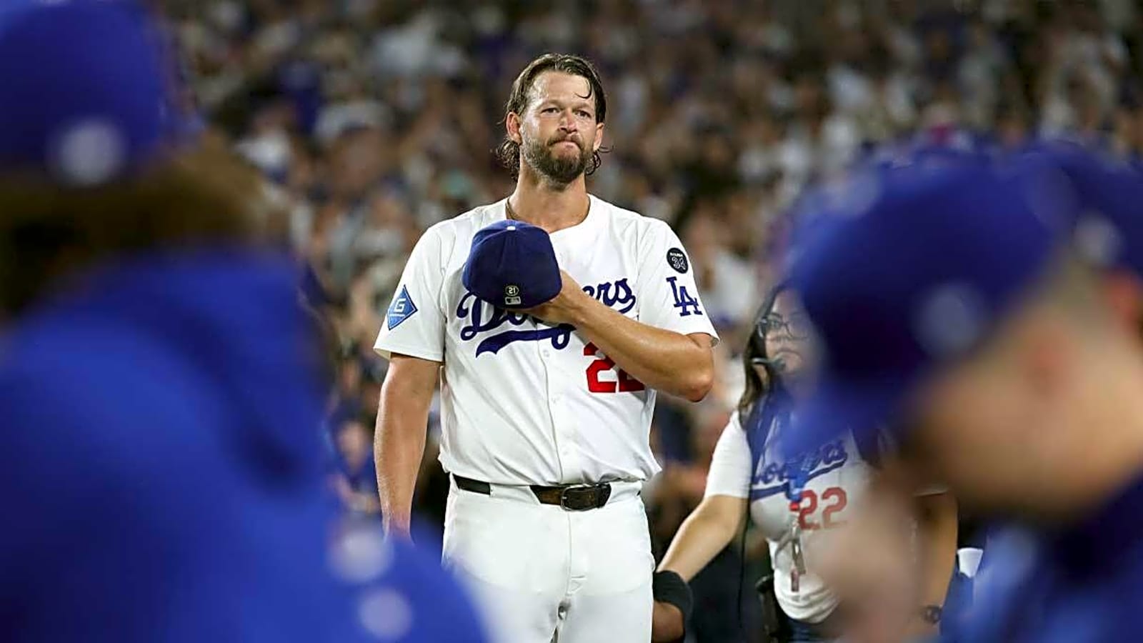 Dodgers legend Clayton Kershaw throws out 1st pitch before receiving World Series ring