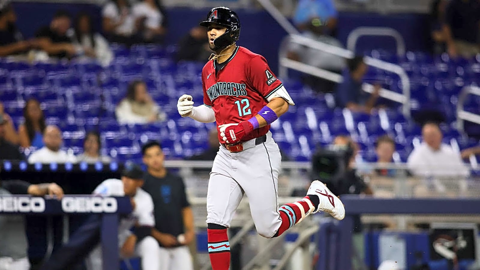 Diamondbacks place outfielder on IL ahead of Rockies clash
