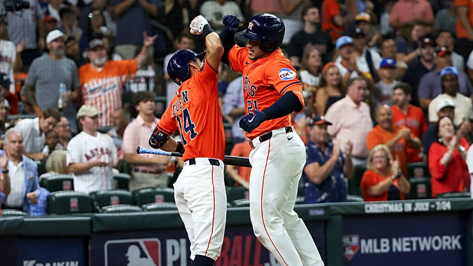 Astros SS Mauricio Dubón punishes Rangers with solo homer