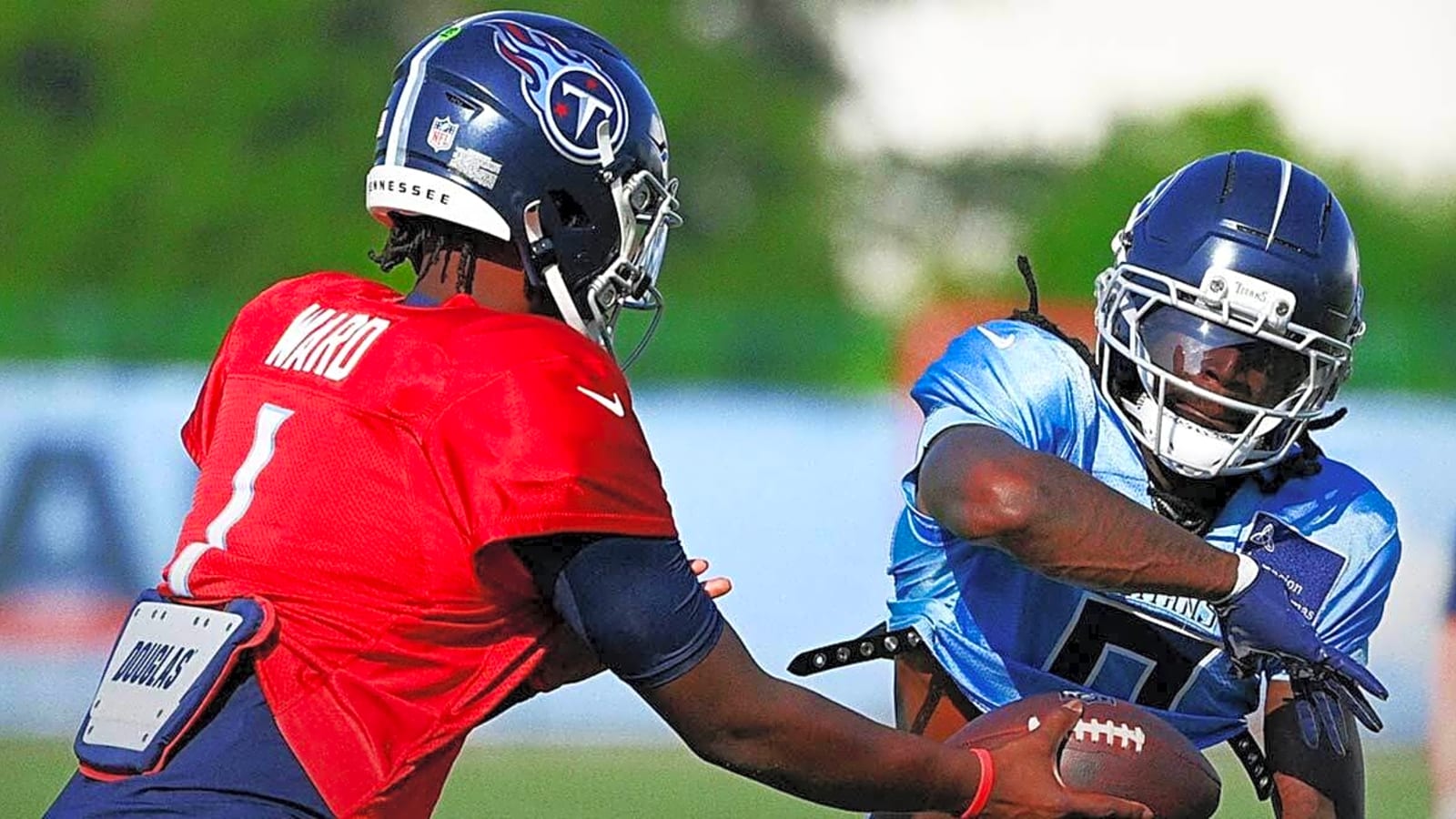 Titans’ Brian Callahan pokes fun at Cam Ward stepping up to Jeffery Simmons