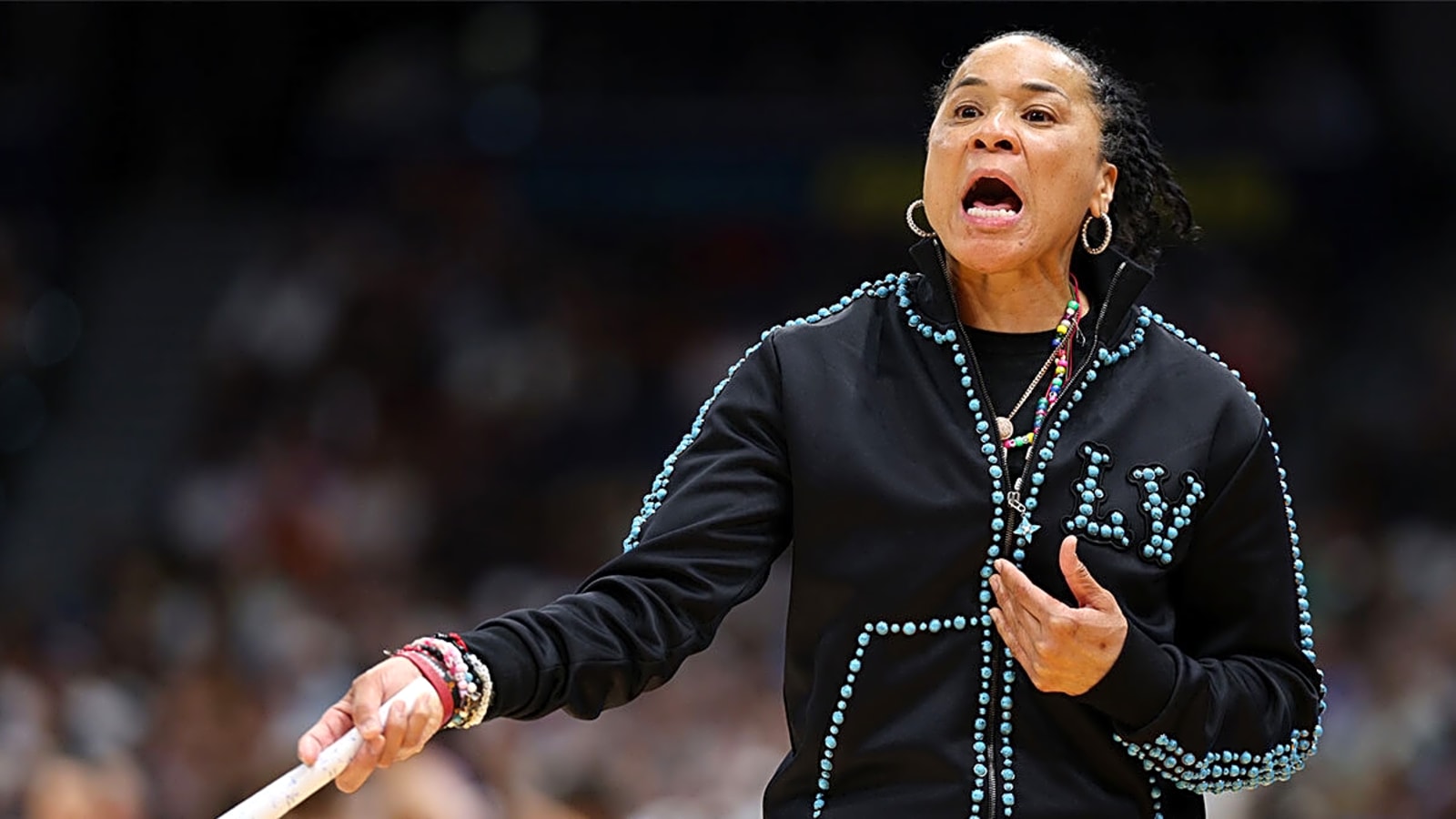 Dawn Staley drops truth bomb on interviewing for Knicks head coaching job