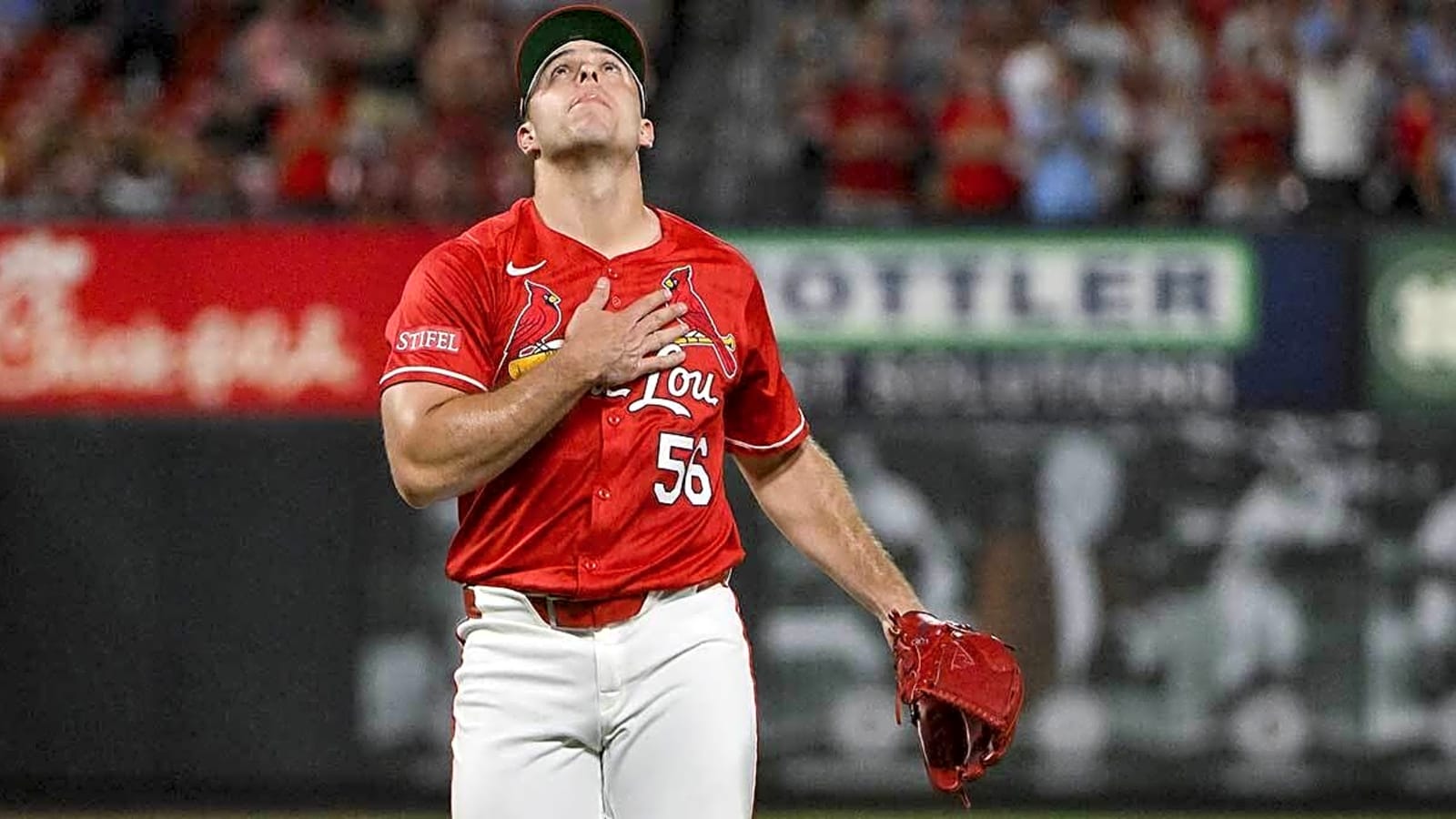 Cardinals make 3 pitchers available before trade deadline