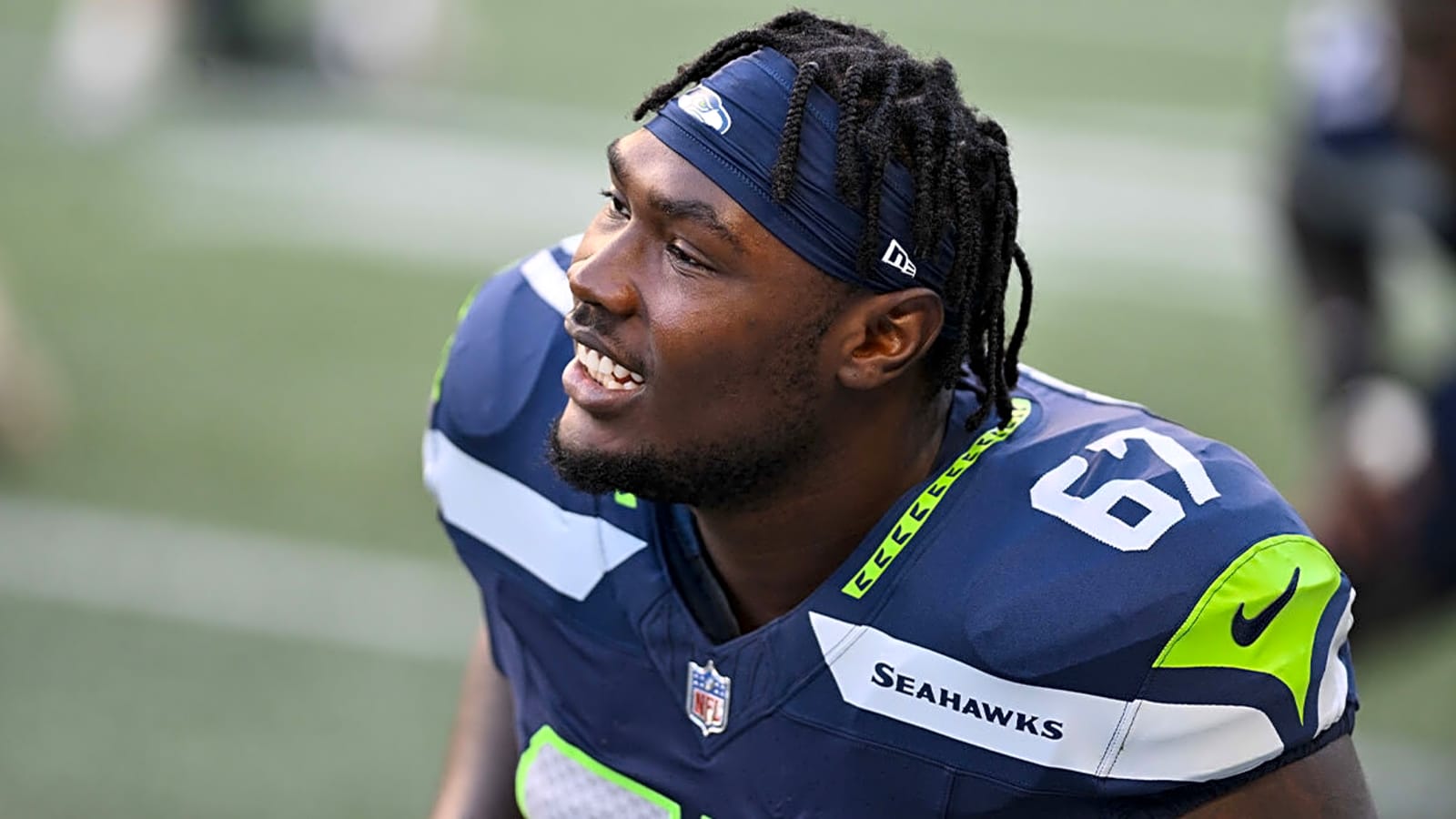 Seahawks’ Charles Cross makes intentions clear amid contract uncertainty
