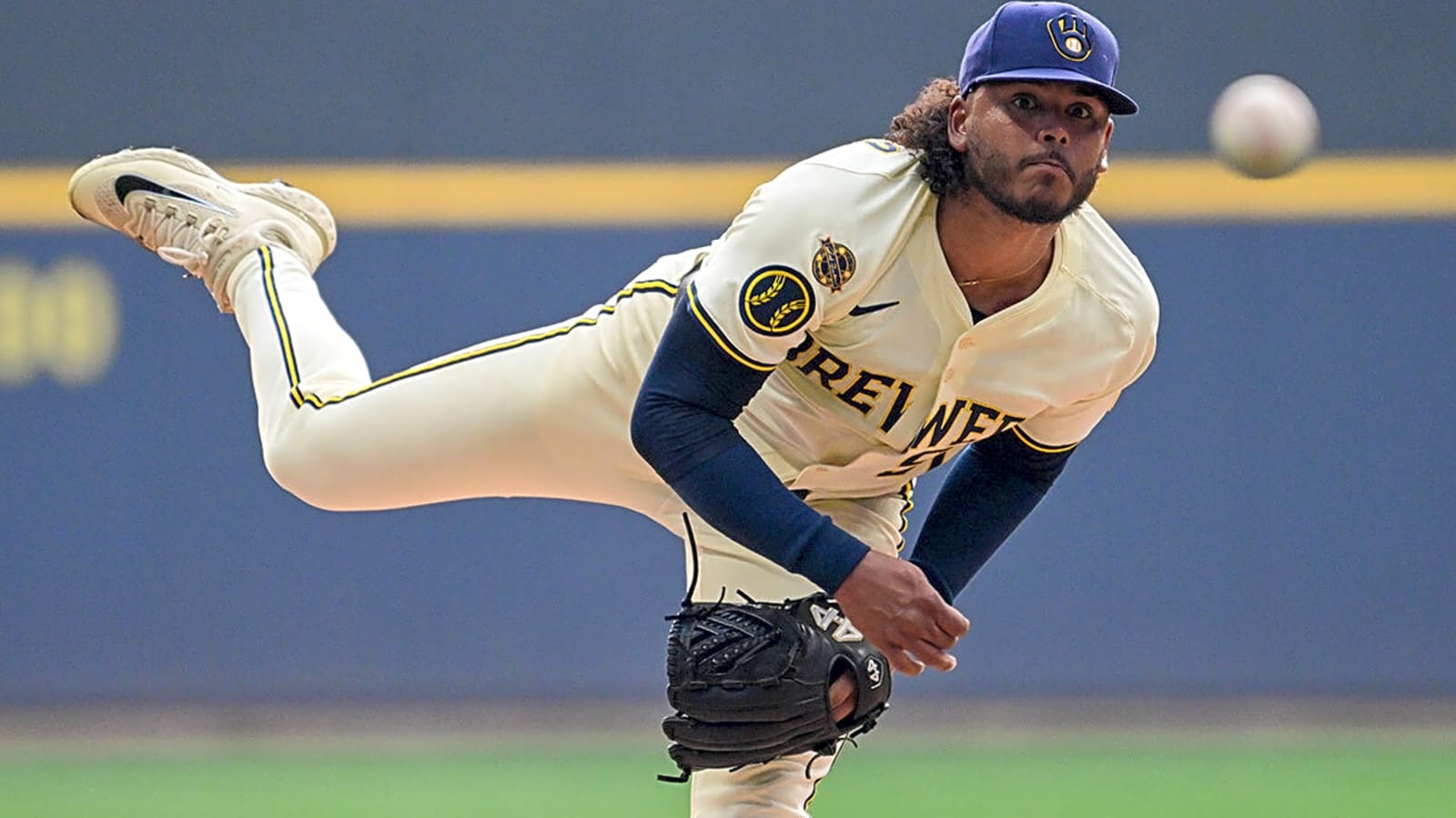 Why Brewers have free burgers on line vs. Pirates