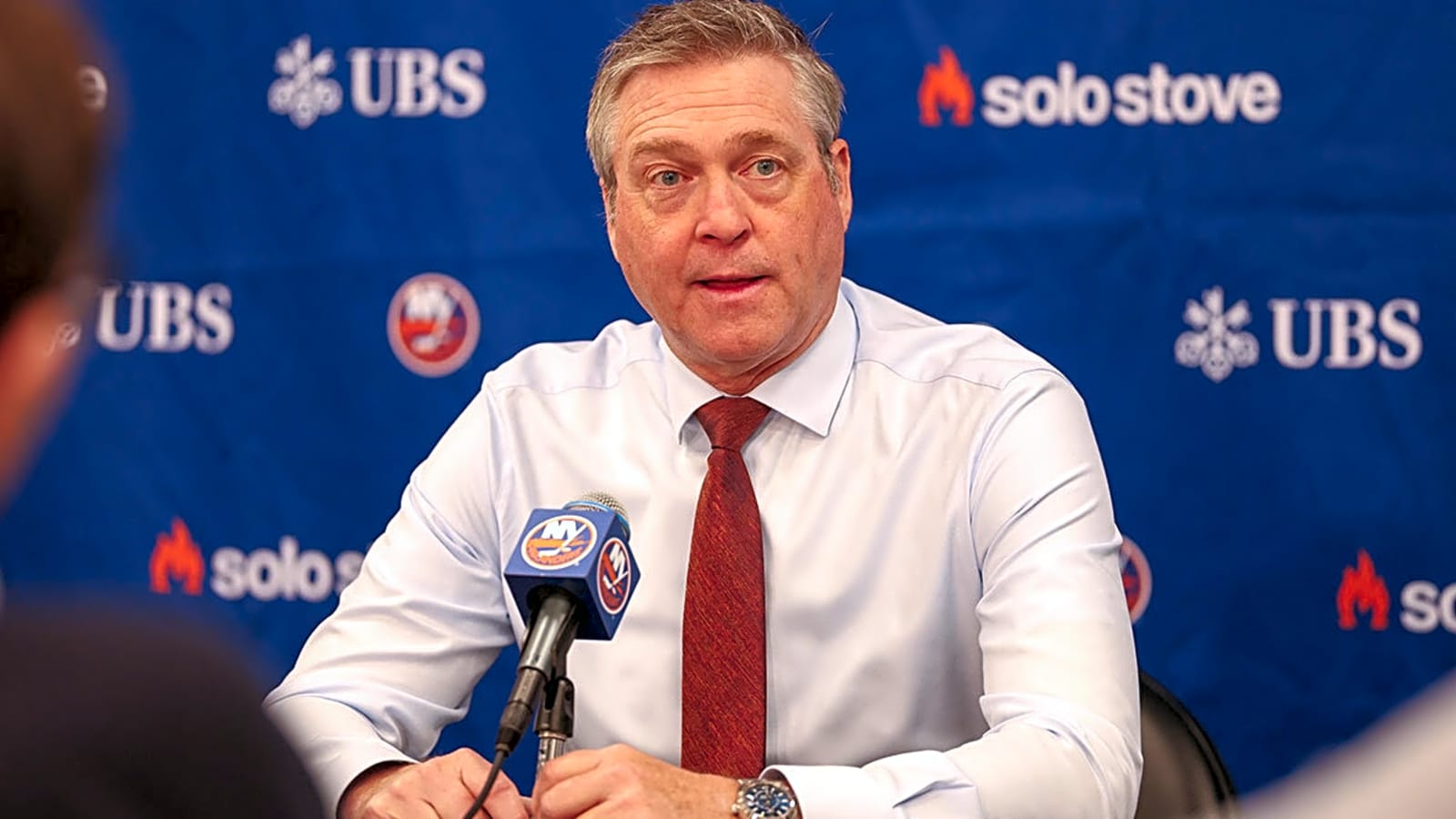Islanders add ex-Sharks coach as Patrick Roy assistant