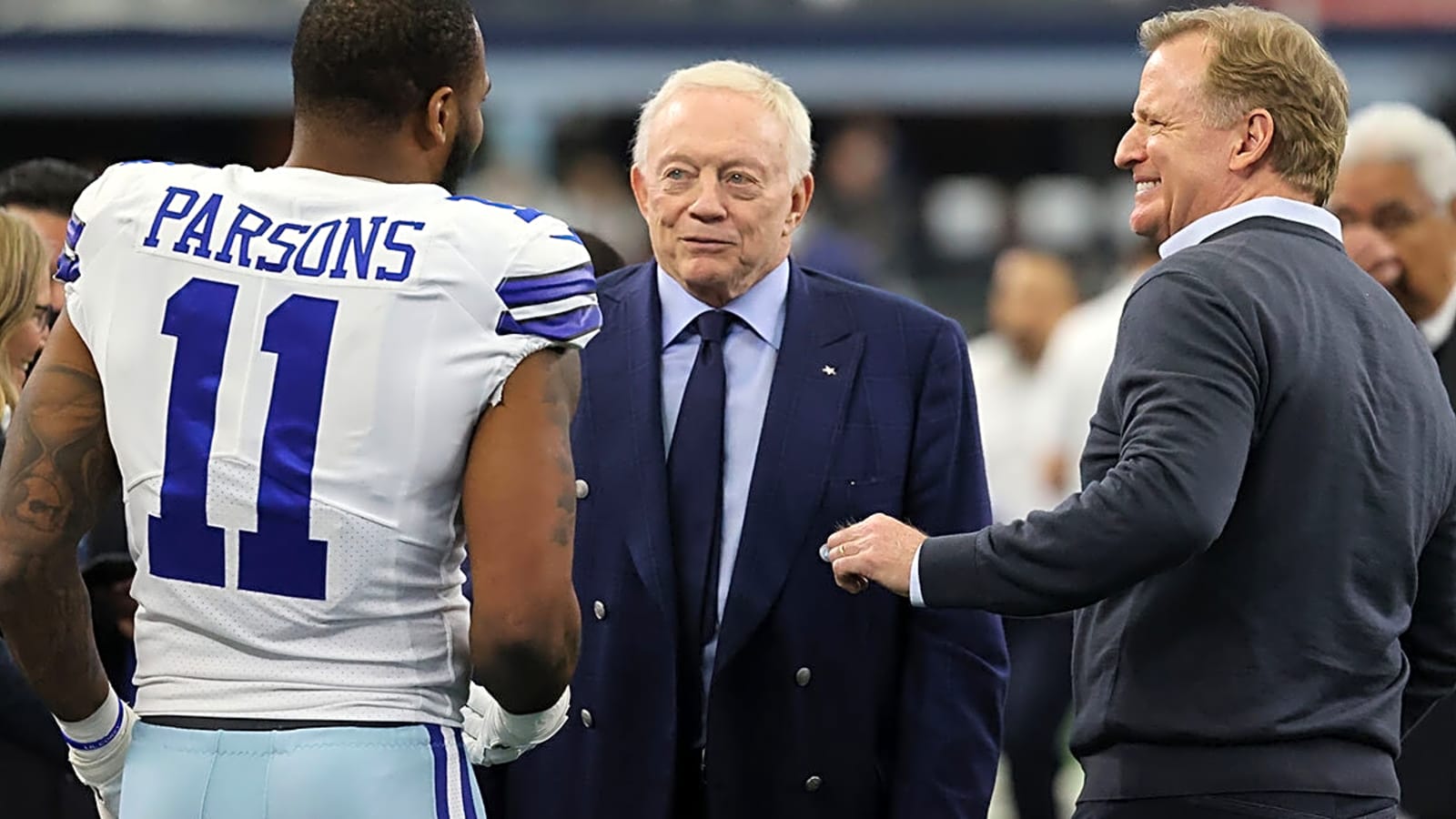 Cowboys owner Jerry Jones’ harsh response to Micah Parsons accusing him of not calling about trade