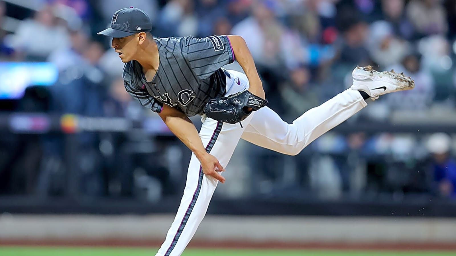 Mets makes pitching move due to injury