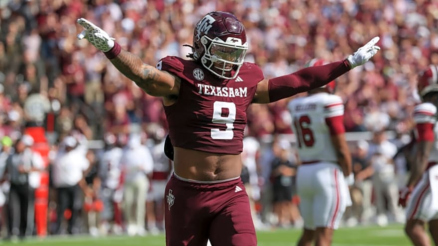 Texas A&M superstar defender on pace to do something not even Myles Garrett did for the Aggies