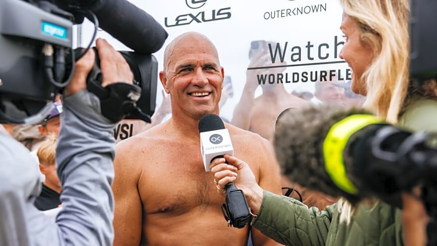 Kelly Slater Fights Hulk Hogan for Florida’s Biggest Celebrity