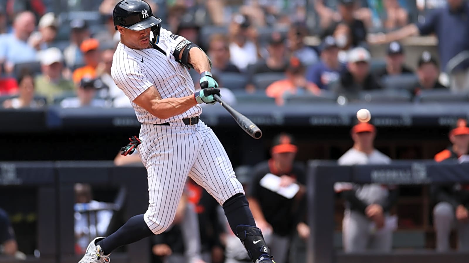 Aaron Boone Reveals a Problem With the Yankees&#39; Lineup