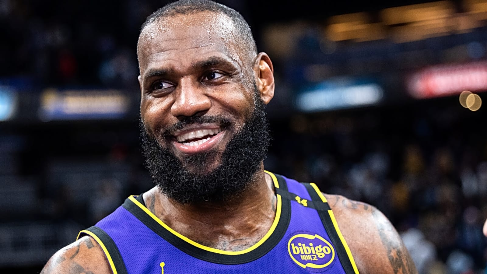 NFL Star Strongly Reacts to LeBron James Revealing His ‘Favorite’ Football Player