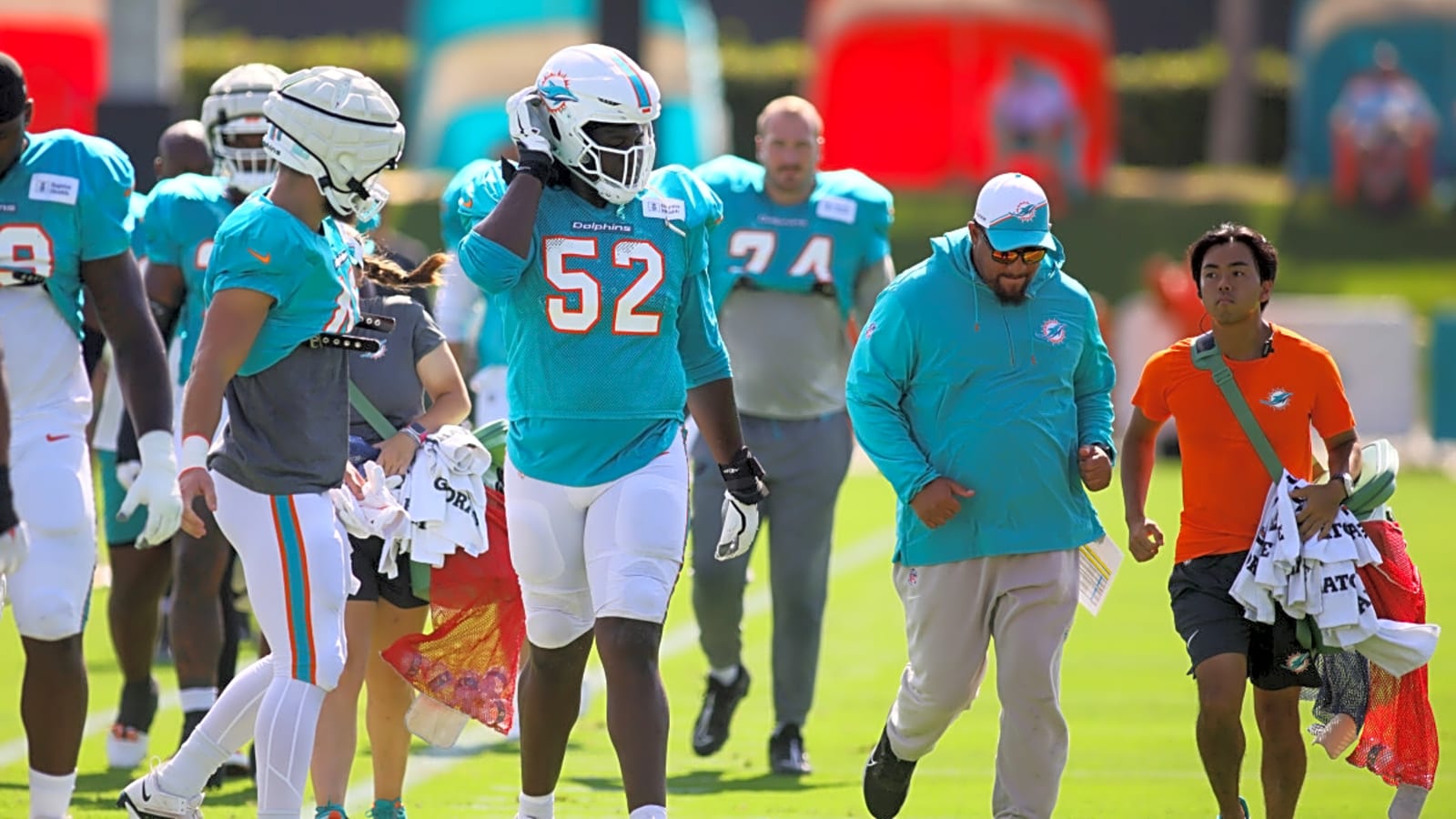 Dolphins’ Young LT Confident in Replacing Retired Pro Bowler