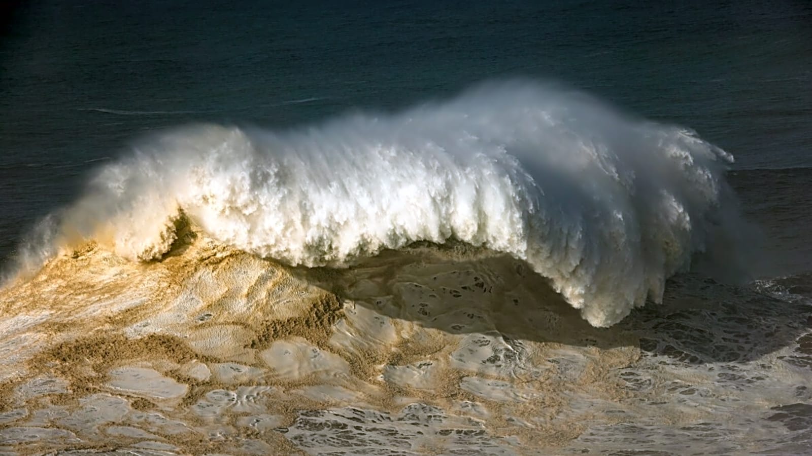 80-Foot Rogue Waves Are Predictable...But Are they Rideable?