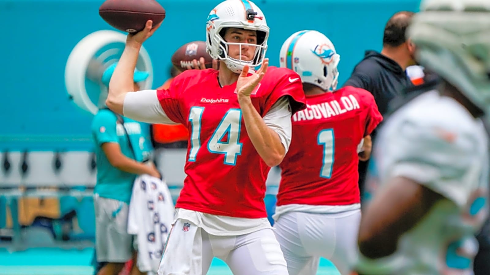 Bills QB Competition Has Pre-Camp Leader