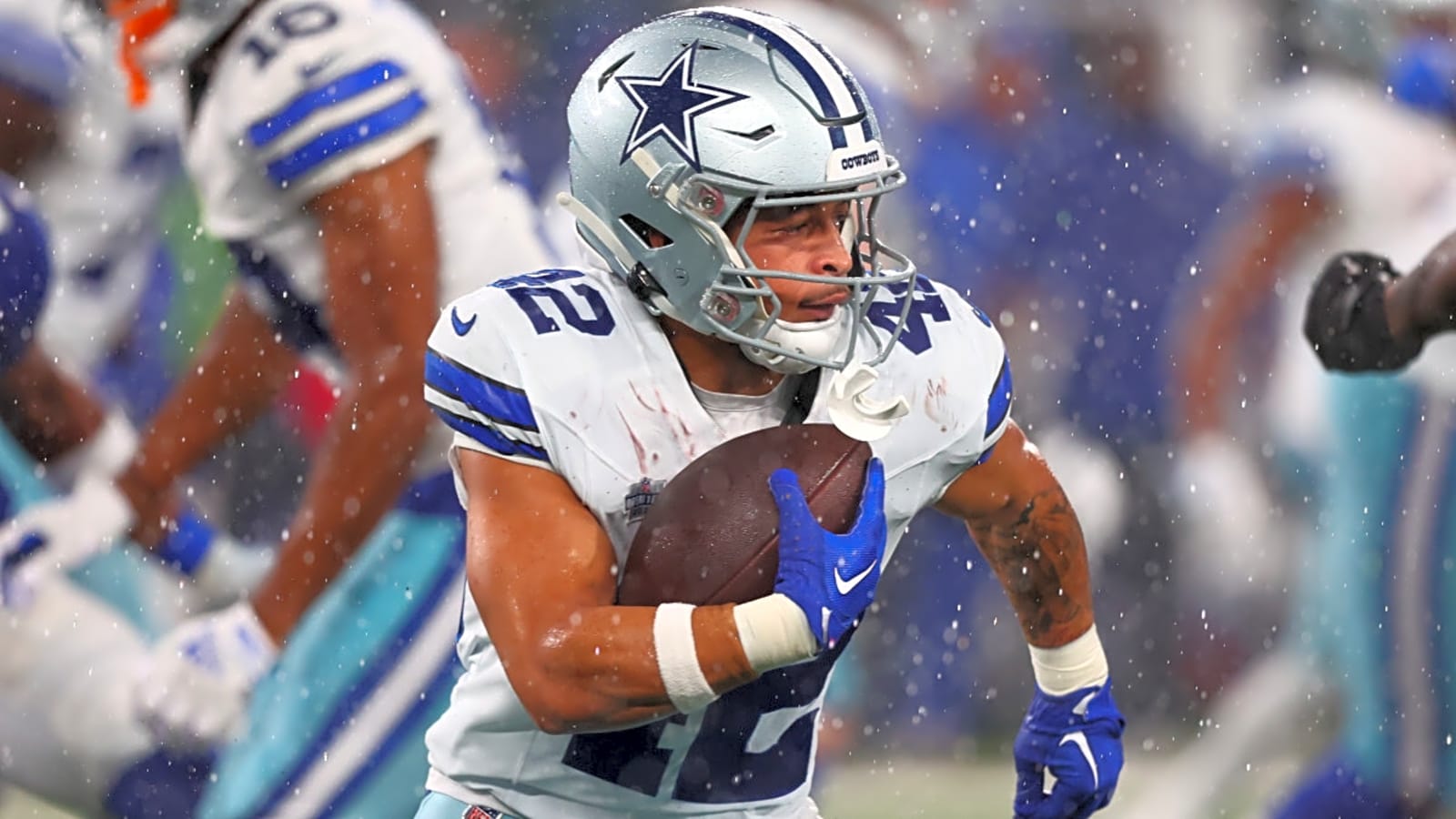 NFL Analyst Compares Cowboys RB to Lakers’ Bronny James